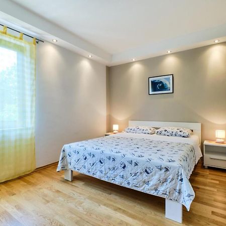 Apartments Ady Mali Losinj Exterior photo